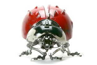 垃圾金屬變身精致藝術(shù)品